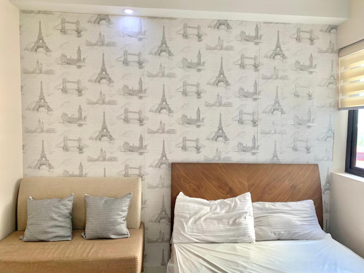 The Persimmon Studios Near Ayala And Sm City Cebu Extérieur photo