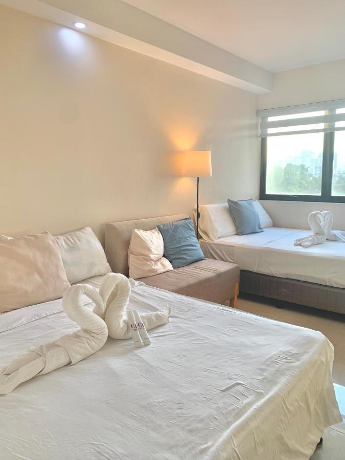 The Persimmon Studios Near Ayala And Sm City Cebu Extérieur photo