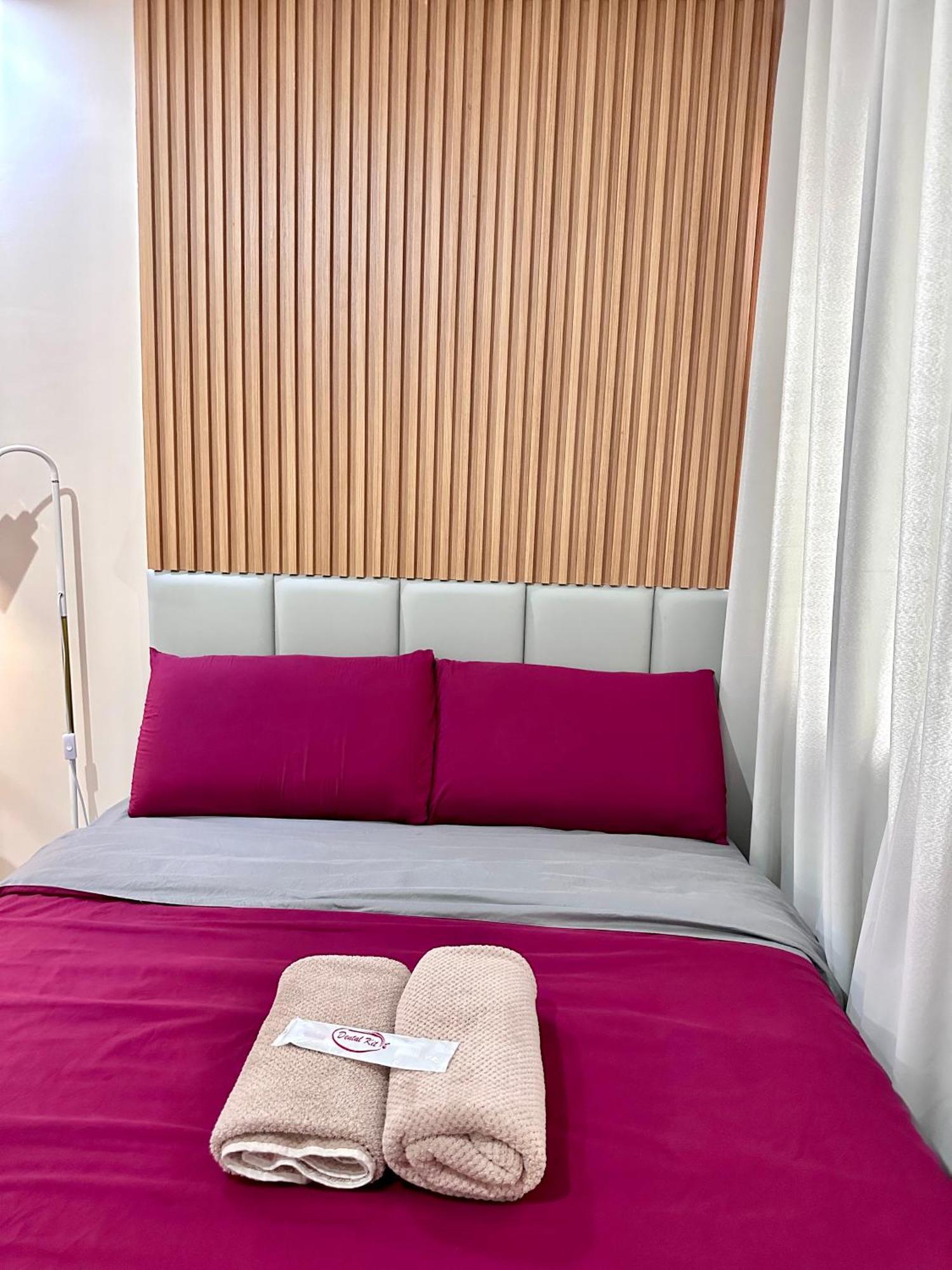The Persimmon Studios Near Ayala And Sm City Cebu Chambre photo