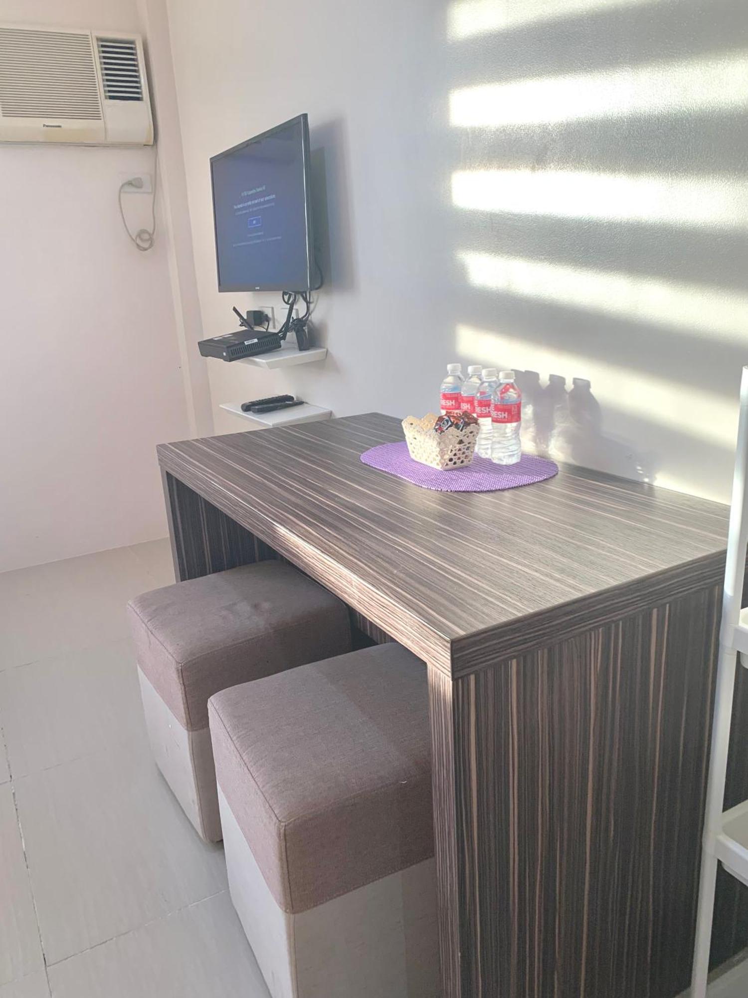 The Persimmon Studios Near Ayala And Sm City Cebu Chambre photo