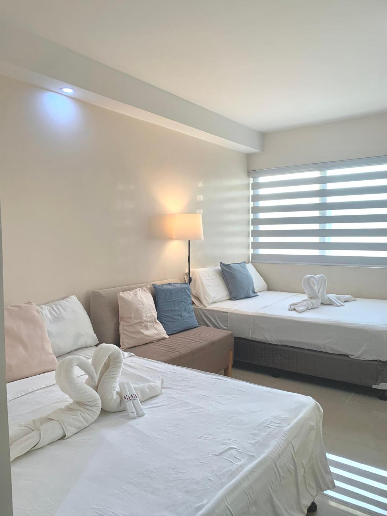 The Persimmon Studios Near Ayala And Sm City Cebu Chambre photo