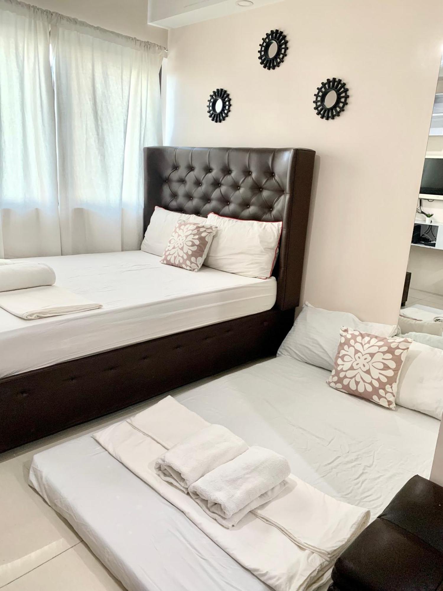 The Persimmon Studios Near Ayala And Sm City Cebu Chambre photo