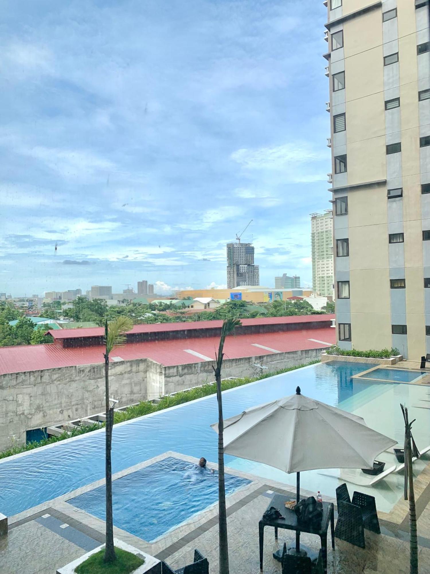The Persimmon Studios Near Ayala And Sm City Cebu Chambre photo